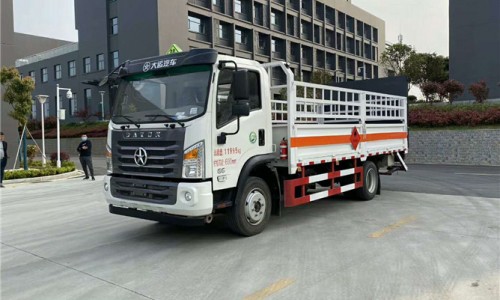 國(guó)六大運(yùn)氣瓶運(yùn)輸車 