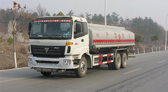 歐曼后雙橋化工液體運(yùn)輸車(chē) 