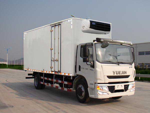 躍進冷藏車 