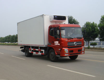 6.1米東風天錦冷藏車 