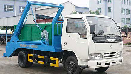 東風(fēng)小霸王擺臂式垃圾車(chē)(4立方) 