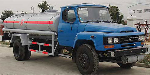 東風(fēng)尖頭化工液體運(yùn)輸車(chē) 