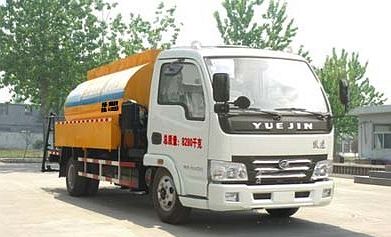 躍進(jìn)瀝青灑布車(chē)  